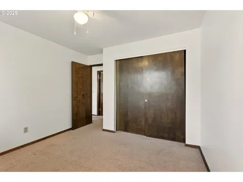 18735 NE Wasco Court Portland OR 97230