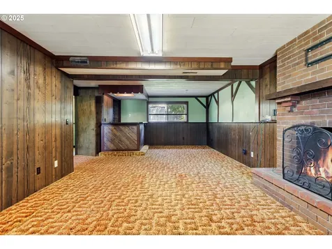 18735 NE Wasco Court Portland OR 97230