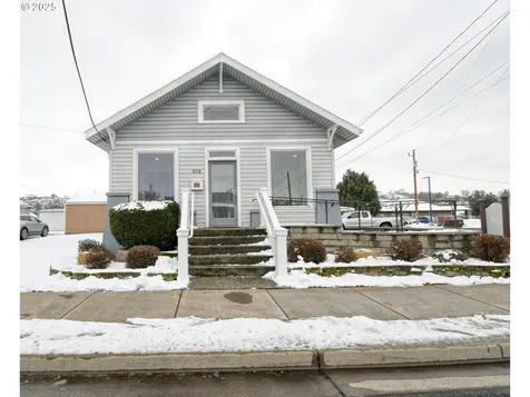 614 SW Dorion Avenue Pendleton OR 97801