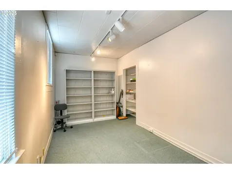 614 SW Dorion Avenue Pendleton OR 97801