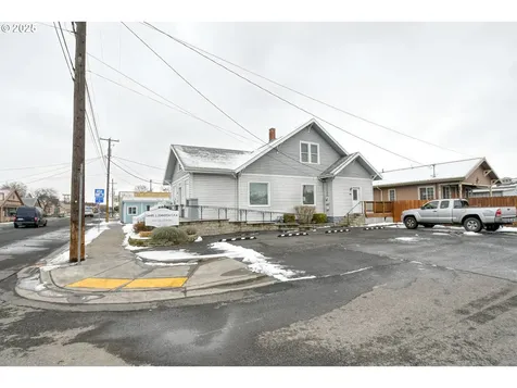 614 SW Dorion Avenue Pendleton OR 97801