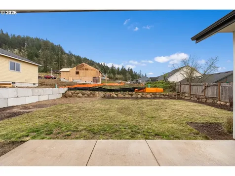 630 S 10th Street Creswell OR 97426