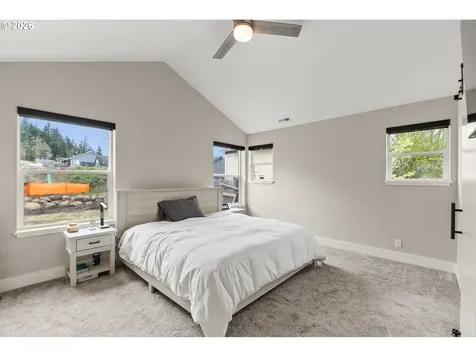 630 S 10th Street Creswell OR 97426