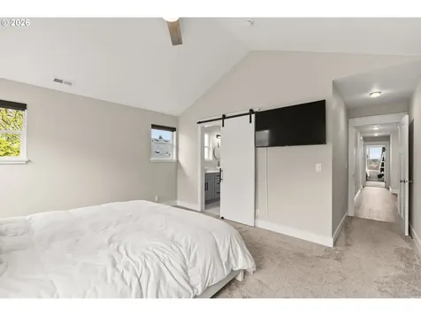 630 S 10th Street Creswell OR 97426