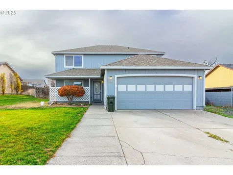 2464 Blue Jay Street Umatilla OR 97882