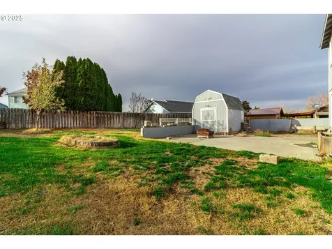 2464 Blue Jay Street Umatilla OR 97882