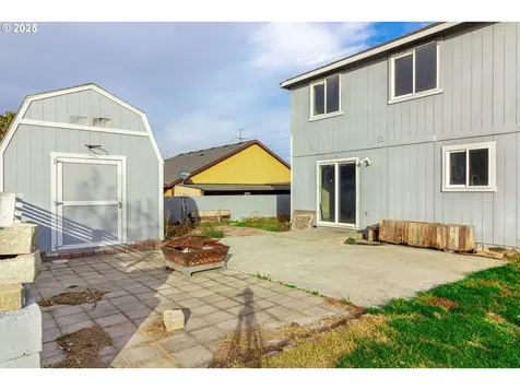 2464 Blue Jay Street Umatilla OR 97882