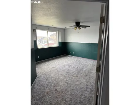 2464 Blue Jay Street Umatilla OR 97882