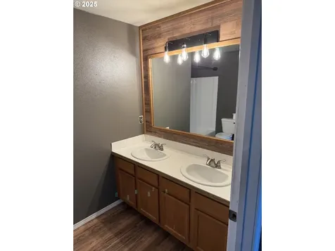 2464 Blue Jay Street Umatilla OR 97882