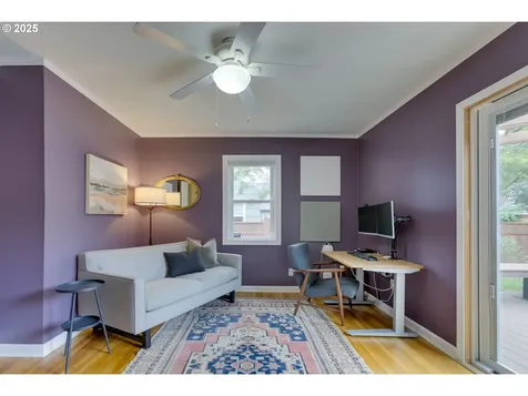 1814 NE Ainsworth Street Portland OR 97211