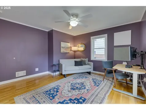 1814 NE Ainsworth Street Portland OR 97211