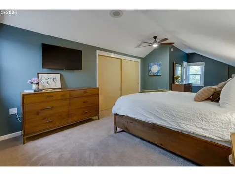 1814 NE Ainsworth Street Portland OR 97211