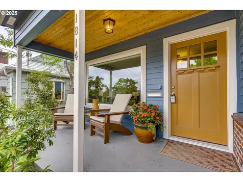 1814 NE Ainsworth Street Portland OR 97211