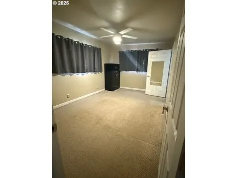 2297 NE Vine Street Roseburg OR 97470