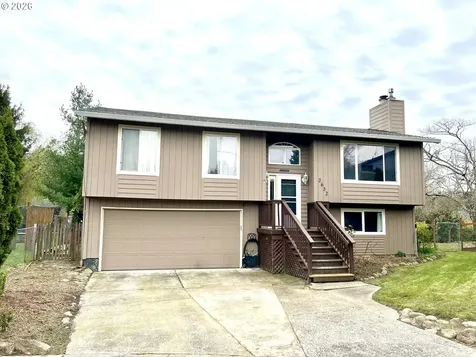 2632 NE 7th Court Gresham OR 97030