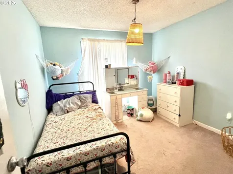 2632 NE 7th Court Gresham OR 97030