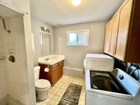 2632 NE 7th Court Gresham OR 97030