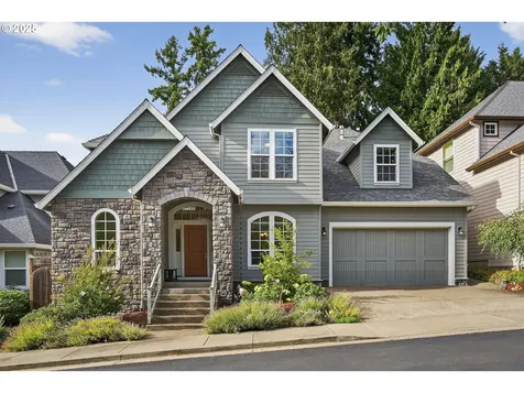 7169 SW Ash Creek Court Portland OR 97223