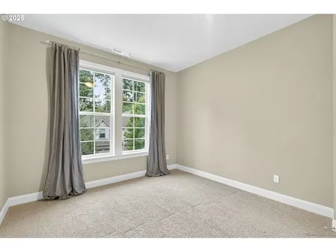 7169 SW Ash Creek Court Portland OR 97223