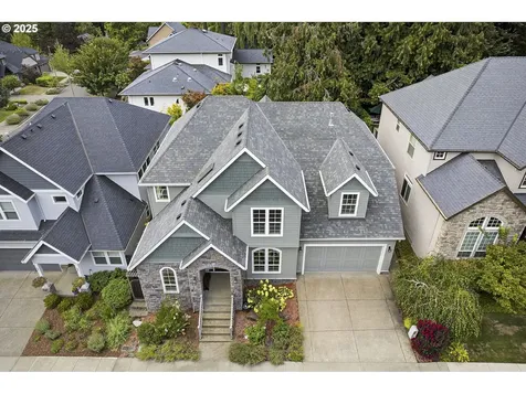7169 SW Ash Creek Court Portland OR 97223