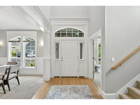 7169 SW Ash Creek Court Portland OR 97223