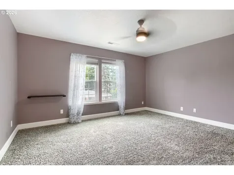 909 Highland Street Ridgefield WA 98642
