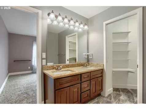 909 Highland Street Ridgefield WA 98642
