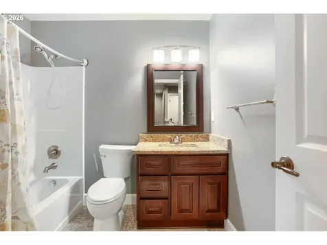 909 Highland Street Ridgefield WA 98642