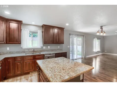 909 Highland Street Ridgefield WA 98642