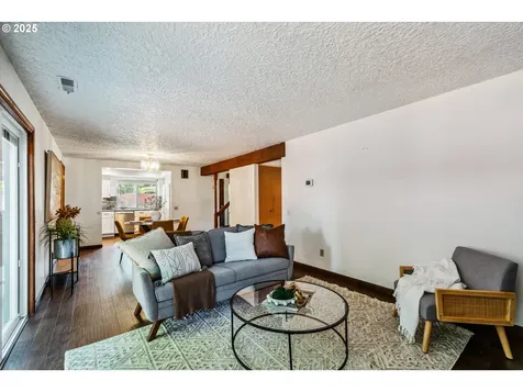 10004 NE Heron Circle Vancouver WA 98664