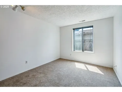 10004 NE Heron Circle Vancouver WA 98664