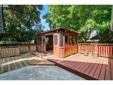 10004 NE Heron Circle Vancouver WA 98664