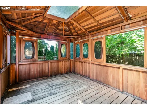 10004 NE Heron Circle Vancouver WA 98664