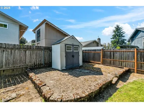 10004 NE Heron Circle Vancouver WA 98664