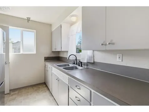 356 28th Avenue Longview WA 98632