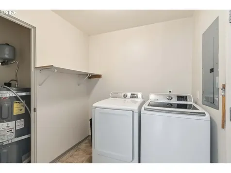 356 28th Avenue Longview WA 98632