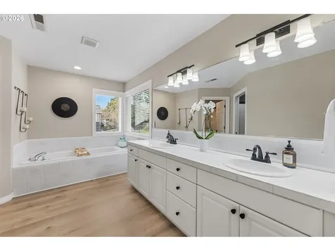 5707 Ridgetop Court Lake Oswego OR 97035