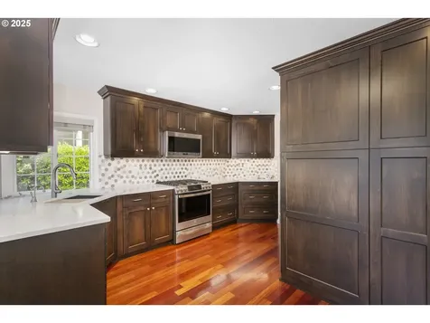 16915 SE 30th Street Vancouver WA 98683