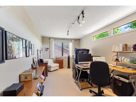 4825 SE 33rd Avenue Portland OR 97202