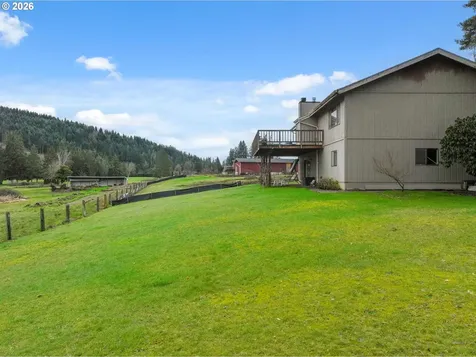 26622 S Ranch Hills Road Mulino OR 97042