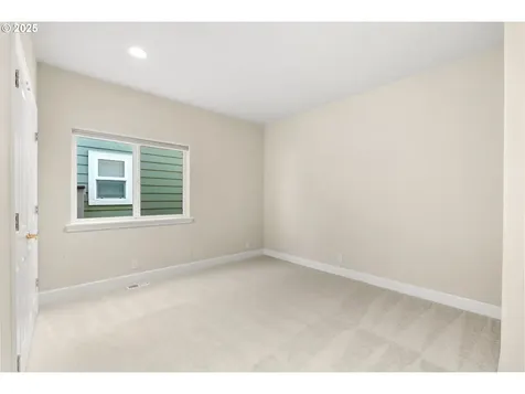 150 Magnolia Drive Creswell OR 97426