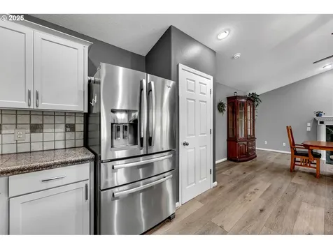 9416 NW 28th Court Vancouver WA 98665