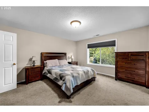 9416 NW 28th Court Vancouver WA 98665