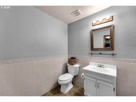 9416 NW 28th Court Vancouver WA 98665