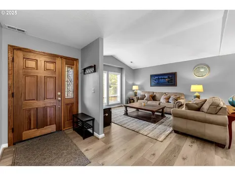 9416 NW 28th Court Vancouver WA 98665