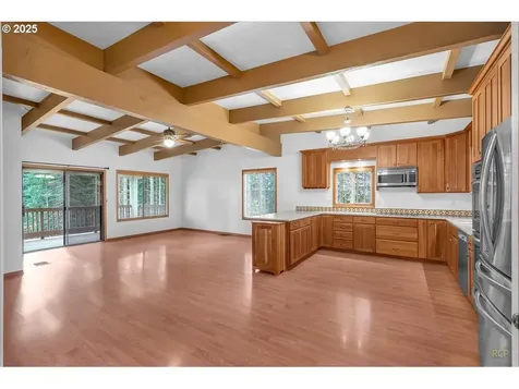 7715 NE Quarry Road La Center WA 98629