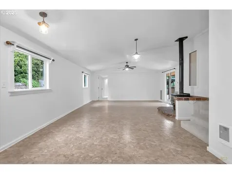 7715 NE Quarry Road La Center WA 98629
