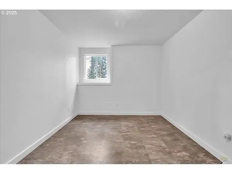 7715 NE Quarry Road La Center WA 98629