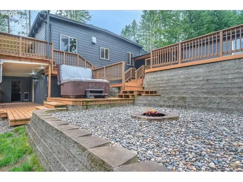 7715 NE Quarry Road La Center WA 98629
