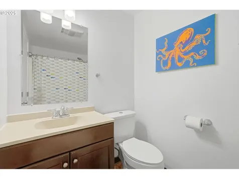 9011 NE 136th Avenue Vancouver WA 98682